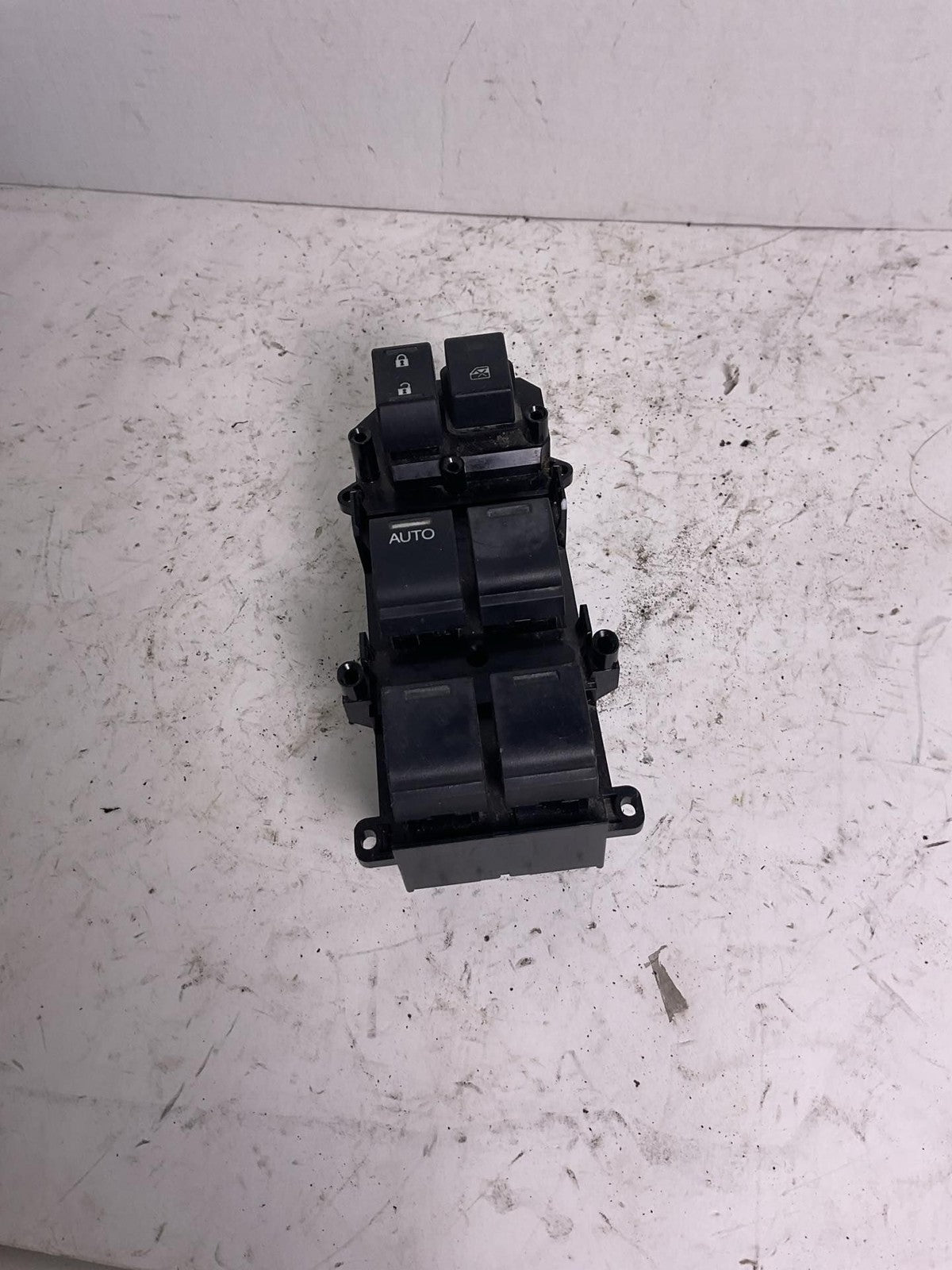 Door Switch Front HONDA HRV 16 17 18 19 20 21 220